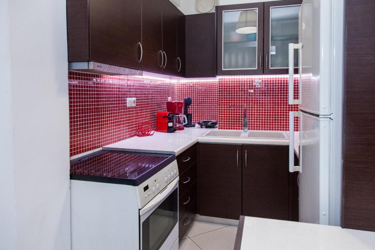 Beautiful New Decorated Apt In Athens Apartamento Exterior foto